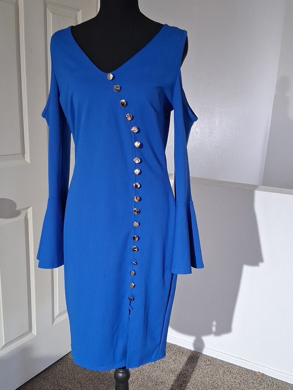 VENUS Royal Blue Cold-Shoulder Button-Front Long Sleeve Dress